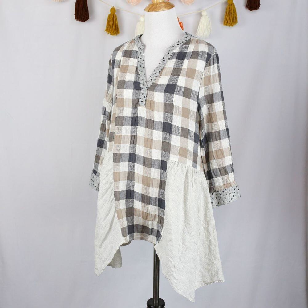 Anthropologie Oddy Plaid Tunic Top 3/4 Sleeve Brown Gray V-Neck Size Small